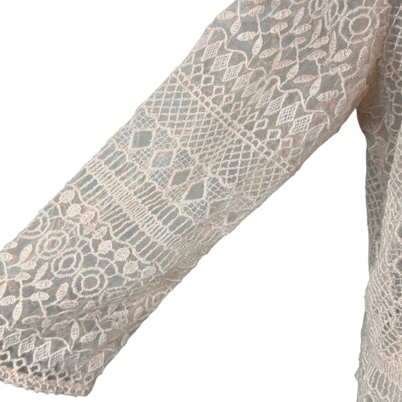 American Eagle Large Crop Top Crochet Mesh Sheer 3/4 Sleeve Stretch Rear Button - Picture 3 of 8